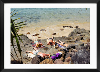 努沙的日光浴者