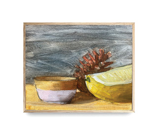 Wooden bowl, pinecone, lemon